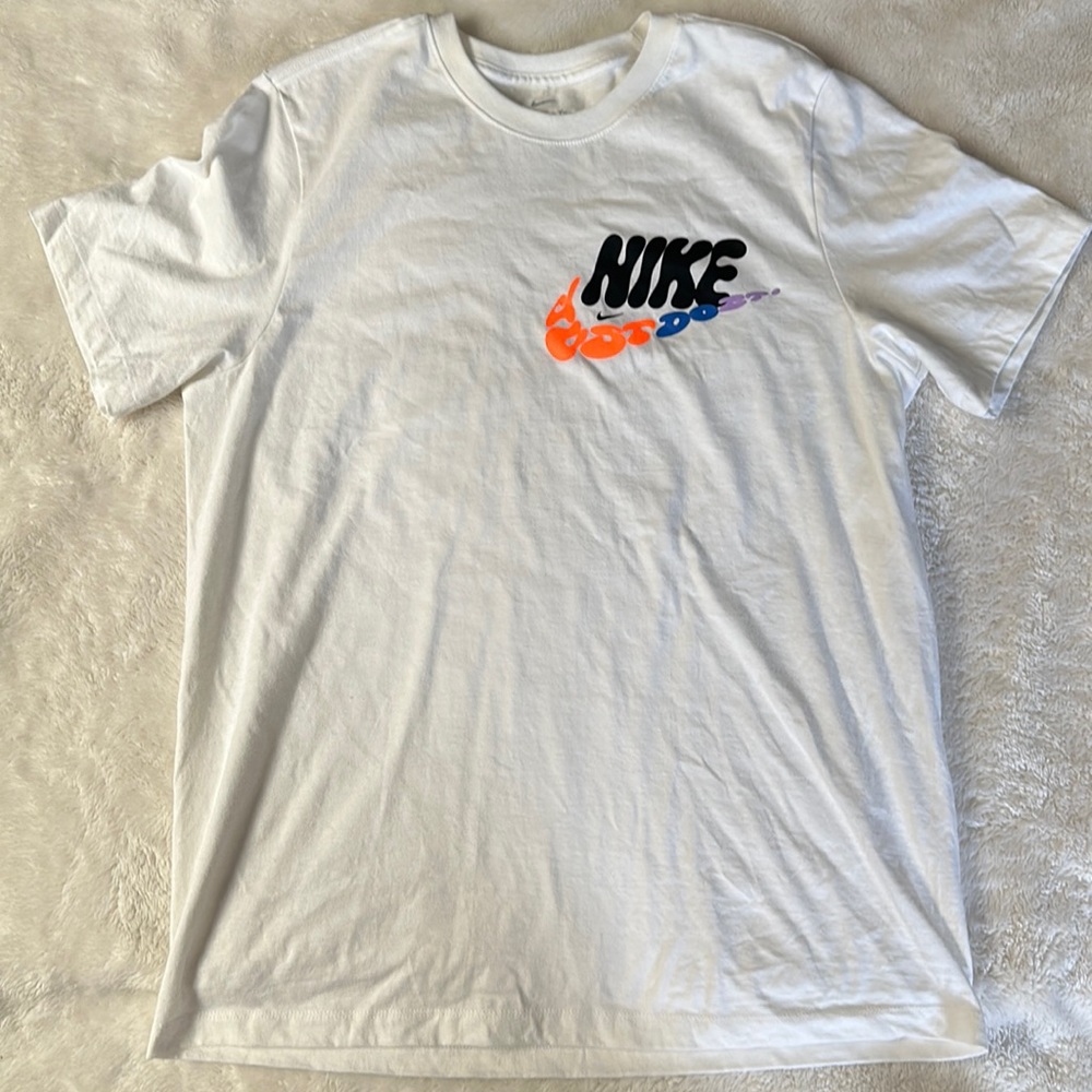 Nike - Mens - Size L